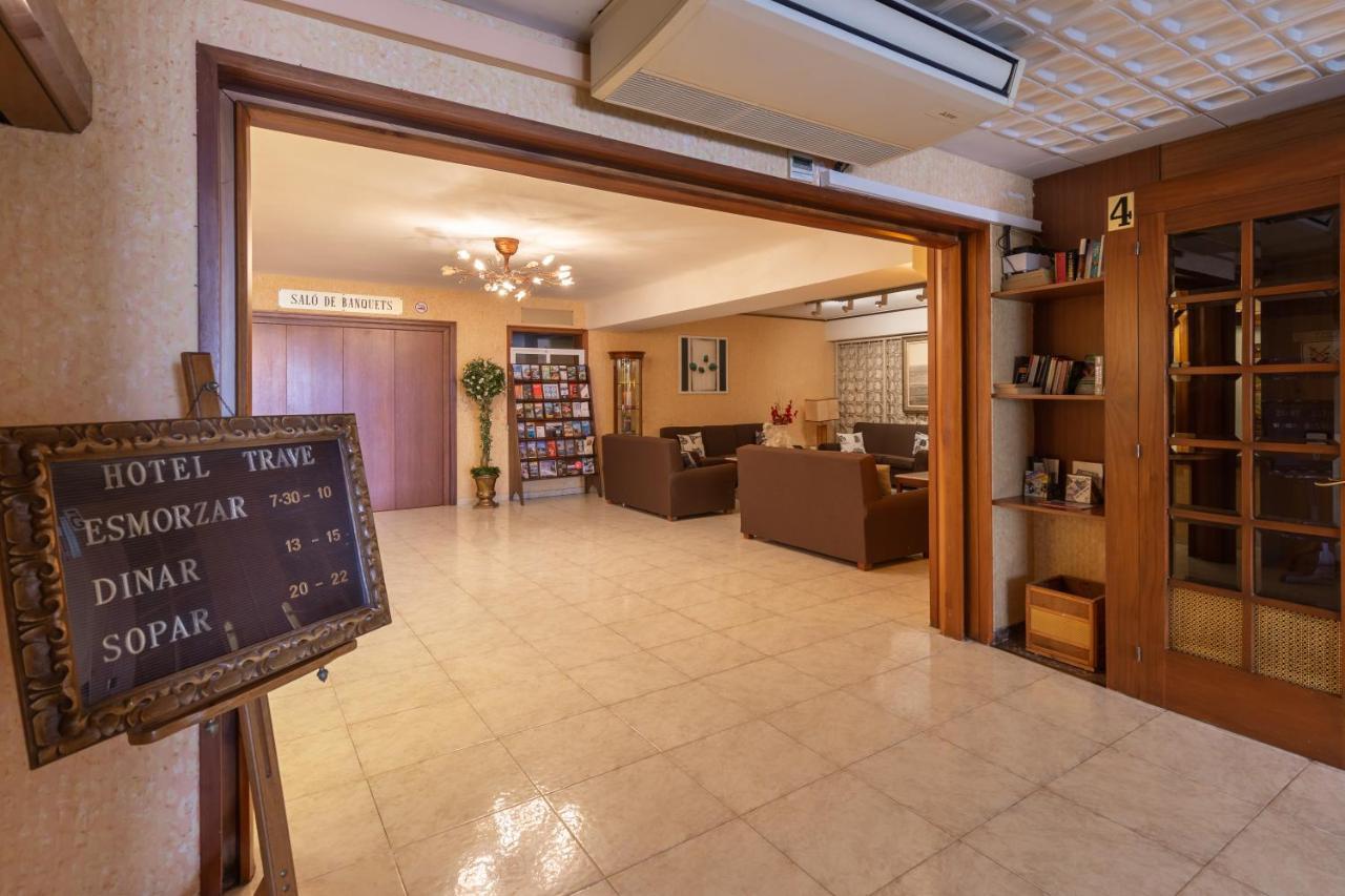 Checkin Trave Otel Figueres  Dış mekan fotoğraf